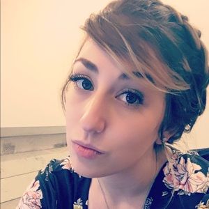 Meet your Posher, Bethany